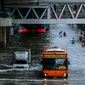 Vehicles move on a flooded street during heavy rain in Bangkok, Thailand, September 26, 2026. REUTERS/Patipat Janthong