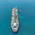 Pemandangan dari drone kapal tanker minyak HELGA yang berlabuh di salah satu terminal minyak lepas pantai selatan Irak dekat Basra, saat bersiap memuat minyak mentah, 24 April 2026. REUTERS/Mohammed Aty/File Photo