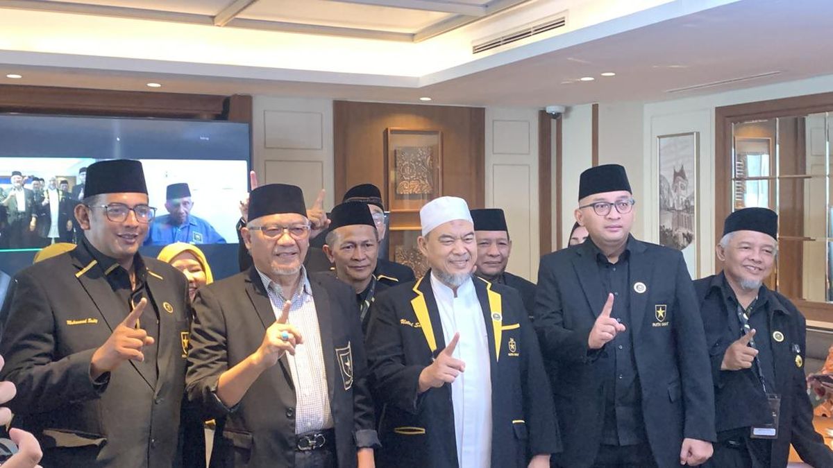 Pengurus Baru Partai Ummat: Ketum Ansufri Sambo, Ketua Harian Heikal Safar — NadiKabar.com