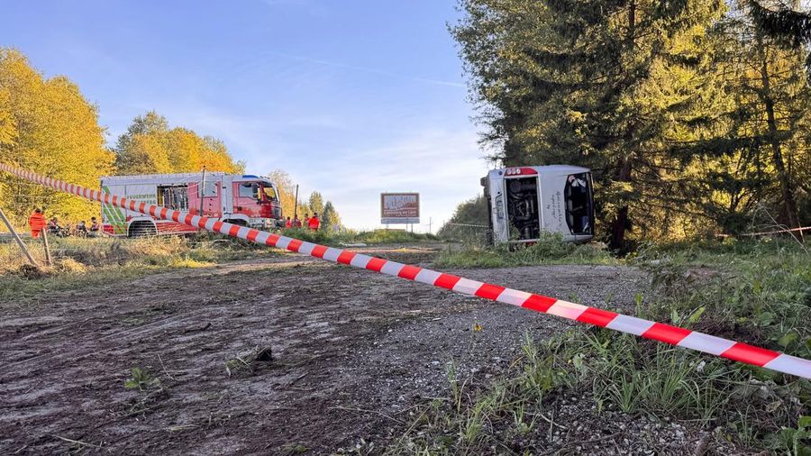GERMANY-ACCIDENT/BUS