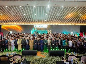 Indonesian Religious Affairs Minister Elected as Chair of the World Grand Imams