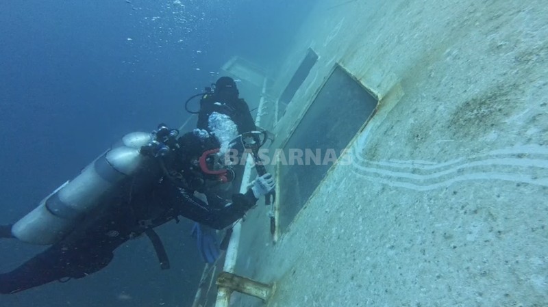 Tim Selam Gabungan yang terdiri dari Badan Nasional Pencarian dan Pertolongan (Basarnas), TNI Angkatan Laut (TNI AL), dan Potensi SAR kembali berhasil menemukan dan mengevakuasi lima korban dalam Operasi SAR kecelakaan KM Virgo Transport 8 di Laut Ja