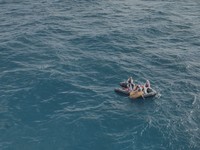 Tim Selam Gabungan yang terdiri dari Badan Nasional Pencarian dan Pertolongan (Basarnas), TNI Angkatan Laut (TNI AL), dan Potensi SAR kembali berhasil menemukan dan mengevakuasi lima korban dalam Operasi SAR kecelakaan KM Virgo Transport 8 di peraira