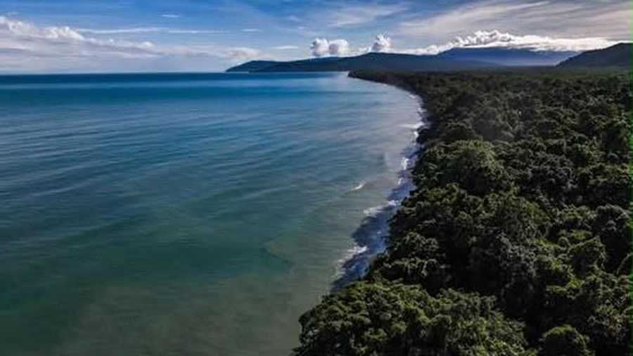 Kawasan perairan Makbon, Selemkai, Mega, dan Moraid (Maksegara) di Kabupaten Sorong dan Kabupaten Tambrauw, Papua Barat Daya. (Dok. KKP)