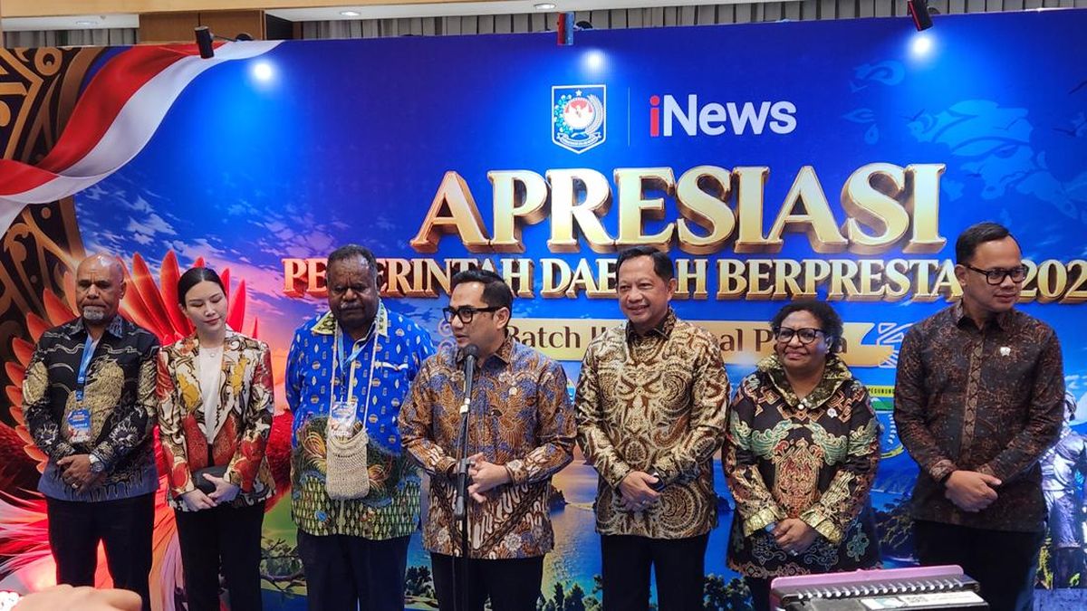 Kemendagri Beri Penghargaan ke Pemda Papua Berprestasi, Ini Daftarnya — NadiKabar.com