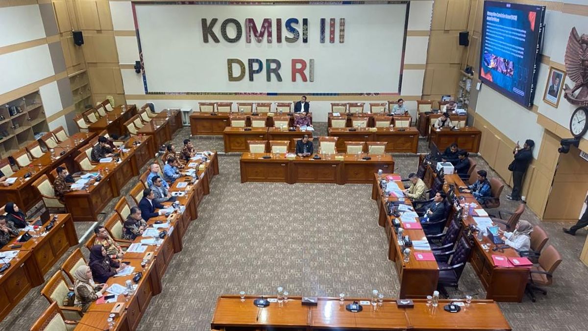Pakar: RUU Perampasan Aset Baiknya Tak Atur Illicit Enrichment — NadiKabar.com