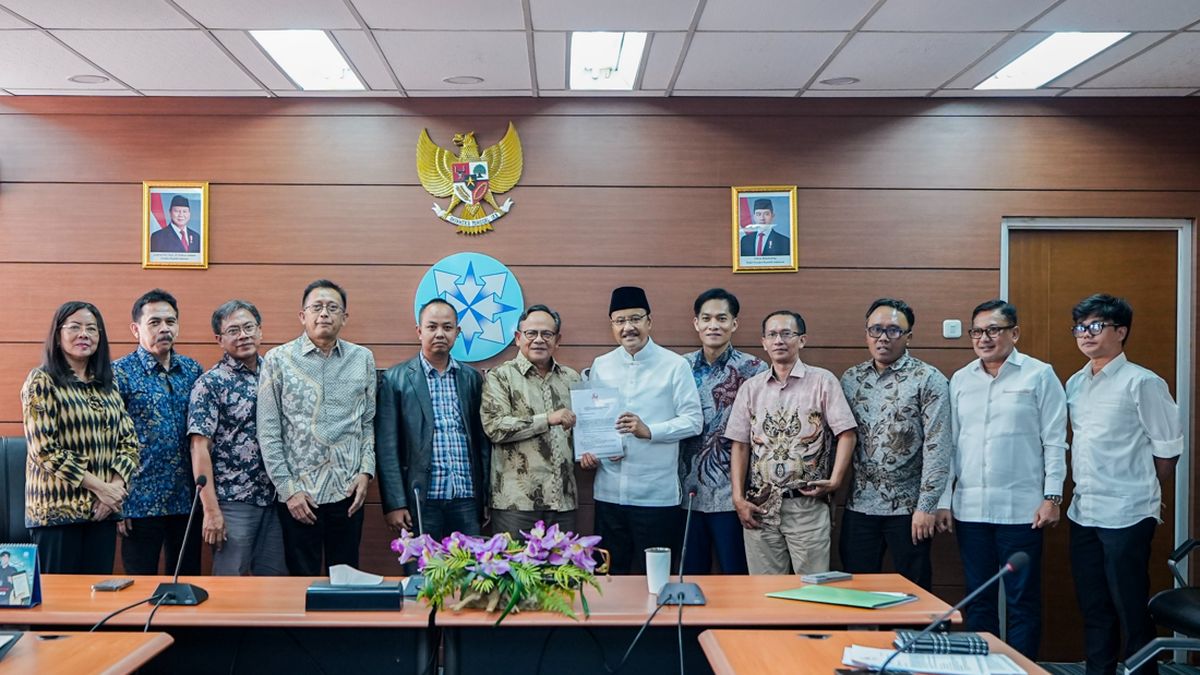 Gus Ipul Adukan Podcast Madilog Forum Keadilan ke Dewan Pers — NadiKabar.com