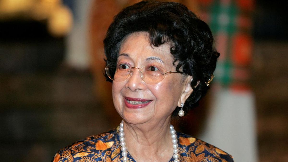 Istri Mahathir Mohamad Akan Dimakamkan di Makam Pahlawan Senin Sore — NadiKabar.com