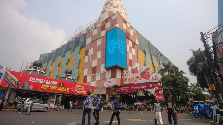 uasana kwasan Blok M yang akan direvitalisasi menjadi Transit Oriented Development (TOD), Senin (28/9/2026). (CNBC Indonesia/Faisal Rahman)