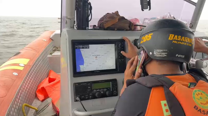 Operasi SAR kecelakaan KM Virgo Transport 8 di perairan Laut Jawa terus berlanjut. Pada Selasa, 29 September 2026, Tim Penyelam Gabungan yang terdiri dari Basarnas, TNI AL, dan Potensi SAR kembali melakukan penyelaman untuk mencari dan mengevakuasi k