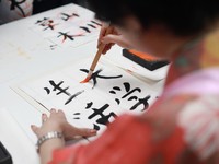 Belajar bahasa Jepang. (Dok. Pexels/engin akyurt)