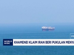 Khamenei Klaim Iran Beri Pukulan Menyakitkan ke AS