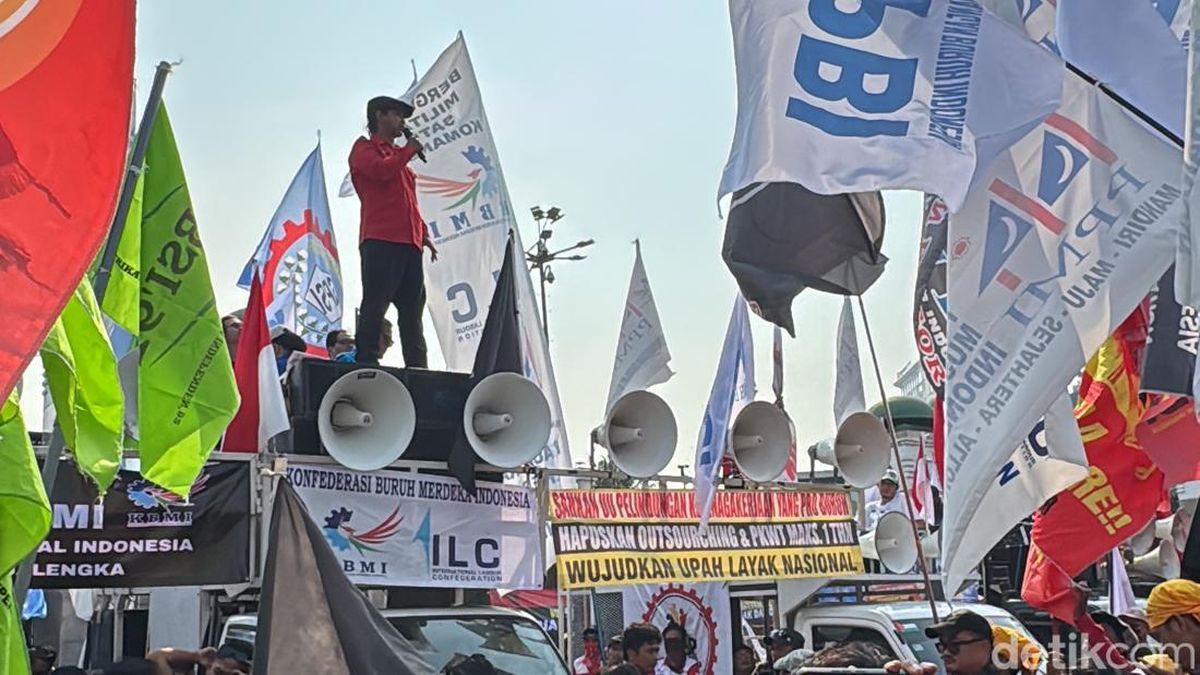 Massa Buruh Ungkap Isi Aspirasi saat Audiensi dengan DPR — NadiKabar.com