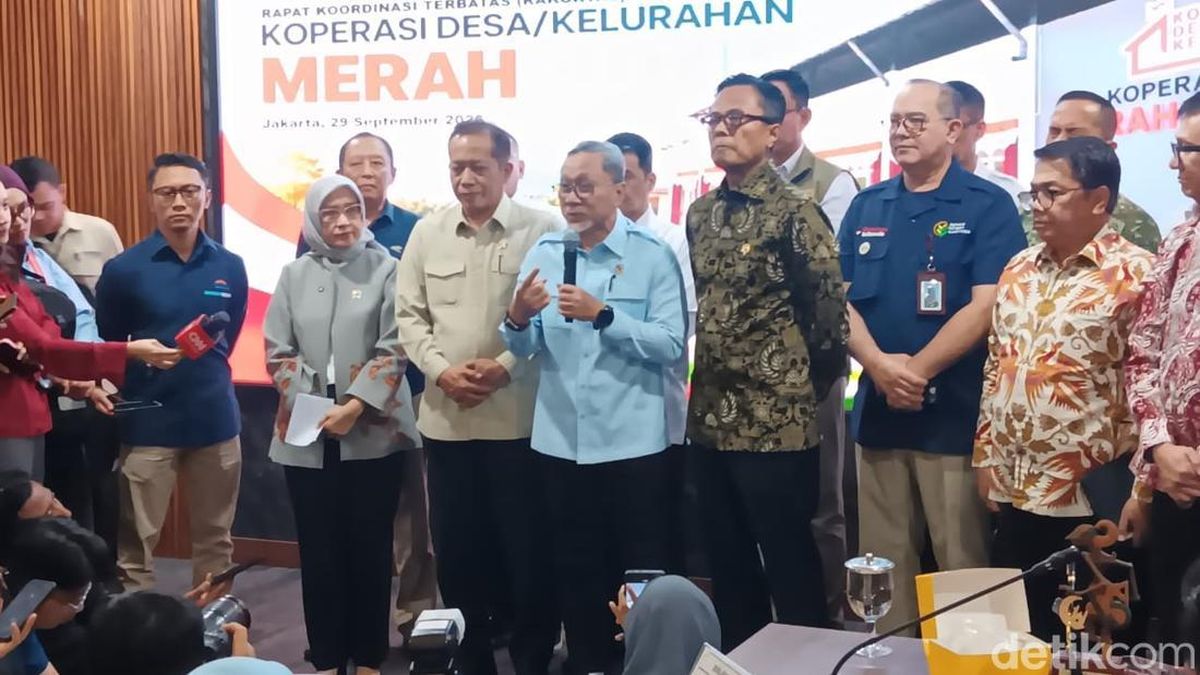 Zulhas Ungkap Gaji Manajer Kopdes Rp 6,8 Juta sampai Rp 8,3 Juta per Bulan — NadiKabar.com