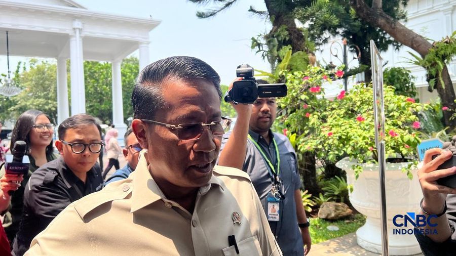 Menteri Hukum (Menkum), Supratman Andi Atgas saat tiba di Istana Merdeka, Jakarta, Selasa (29/9/2026). (CNBC Indonesia/Emir Yanwardhana)