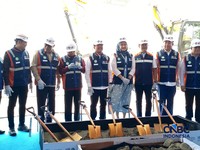Menteri Kelautan dan Perikanan Sakti Wahyu Trenggono saat melakukan Groundbreaking pengembangan PPN  Pengambengan di Jembrana, Bali, Selasa (29/9/2026). (CNBC Indonesia/Martyasari Rizky)