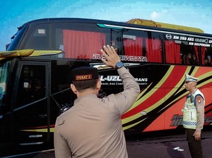 Polda Metro Puji Penyampaian Aspirasi Buruh di DPR Berlangsung Tertib