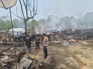 Penyulingan Minyak Tradisional di Muba Terbakar, Api Diduga dari Tungku Bocor
