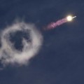 SpaceX Starship dan pendorong Super Heavy v3 meluncur dalam penerbangan uji coba ke-14 dari kompleks peluncuran SpaceX di Starbase, Texas, AS, pada 28 September 2026. Misi ini diperkirakan akan membawa wahana tersebut ke orbit untuk pertama kalinya d
