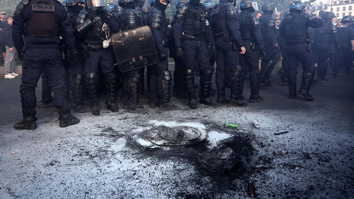 440 Orang Ditangkap saat Demo Pelajar di Prancis, 48 Polisi Terluka — NadiKabar.com