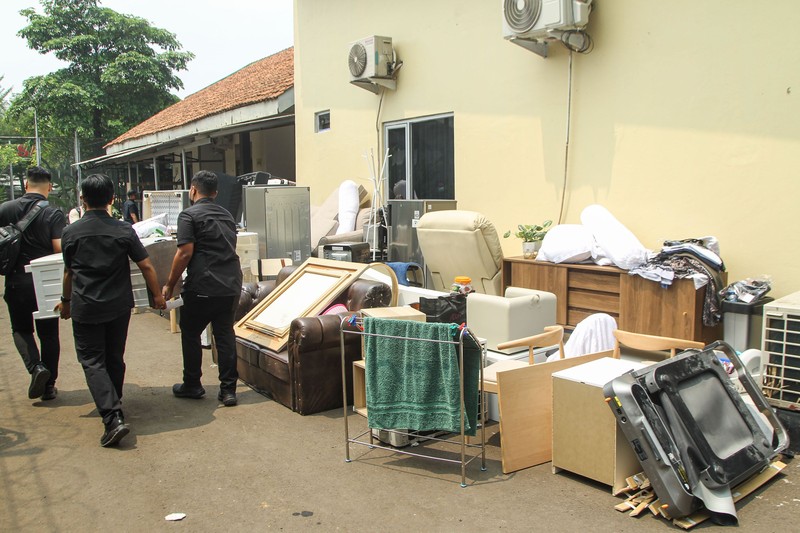 Klaster berfasilitas mewah di Lapas Cibinong, Bogor, dibongkar, Rabu (30/9/2026). Sejumlah bangunan kini rata dengan tanah usai jadi sorotan. (Rifkiato Nugroho/Detikcom)
