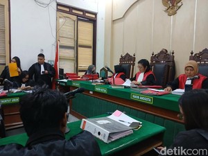 Sopir Truk Pengangkut 3.950 Liter Solar di Medan Divonis 7 Bulan Penjara