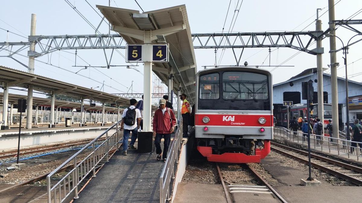 Ilustrasi berita Nasional: Peron 4-5 Stasiun Bogor Dibuka Lagi Usai Direnovasi, Kini Berkanopi