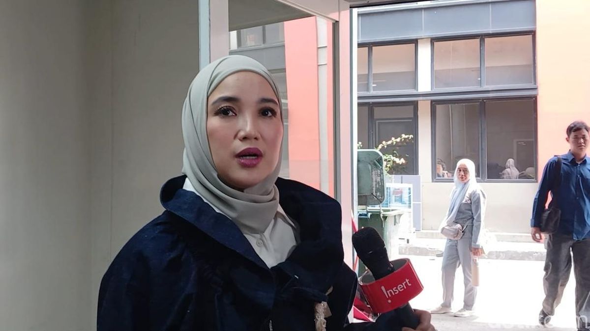 Chacha Frederica soal Wajah Anak Belum Diperlihatkan ke Publik — NadiKabar.com
