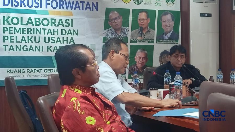Direktur Perlindungan Perkebunan Kementan Hendratmojo Bagus Hudoro dalam diskusi Forum Wartawan Industri ( Forwatan) mengenai karhutla, di Kementan Kamis (1/10/2026). (CNBC Indonesia/Ferry Sandi)