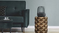Mau Me Time Lebih Cozy? Cek Speaker dengan Lampu Ambient Ini