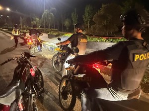 Patroli Malam Polres Pelalawan Jaga Keamanan Warga 
