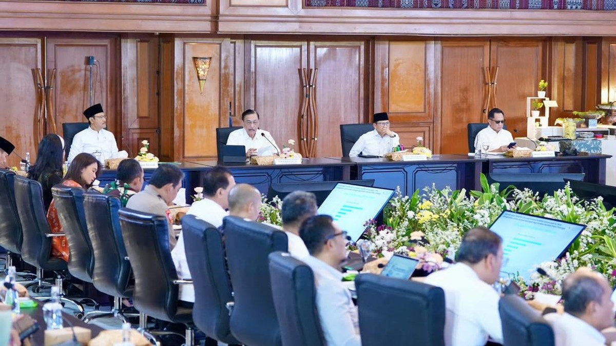 Pemerintah Kejar 48 Juta Keluarga Daftar Bansos Digital Sebelum 2027