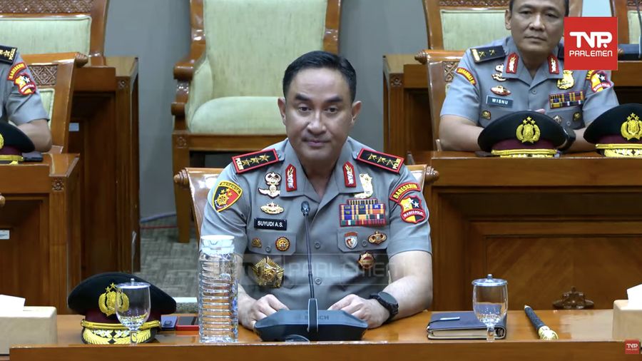 Komjen Pol Suyudi Ario Seto saat mengikuti rapat kerja dengan Komisi III DPR RI terkait uji kelayakan calon Kapolri di Komplek Parlemen, Senayan, Jakarta, Kamis (1/10/2026). (Tangkapan Layar Youtube/TVR Parlemen)