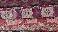 OOTD Hari Batik Masih Itu-Itu Aja? Batik Set Motif Pintu Aceh Punya Cerita Menarik 