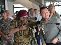 Menteri Negara Senior Pertahanan Singapura Zaqy Mohamad menerima kunjungan Pangeran Haji Al-Muhtadee Billah, Putra Mahkota sekaligus Menteri Senior di Kantor Perdana Menteri Brunei Darussalam, ke SAFTI City, Singapura. (Dok. mindef Government of Sing