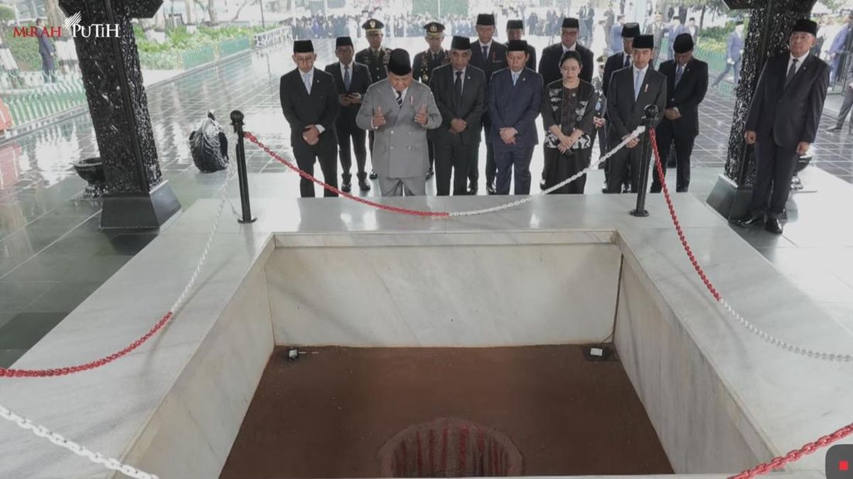 Momen Prabowo, Gibran dan Puan Berdoa di Depan Sumur Maut Lubang Buaya — NadiKabar.com