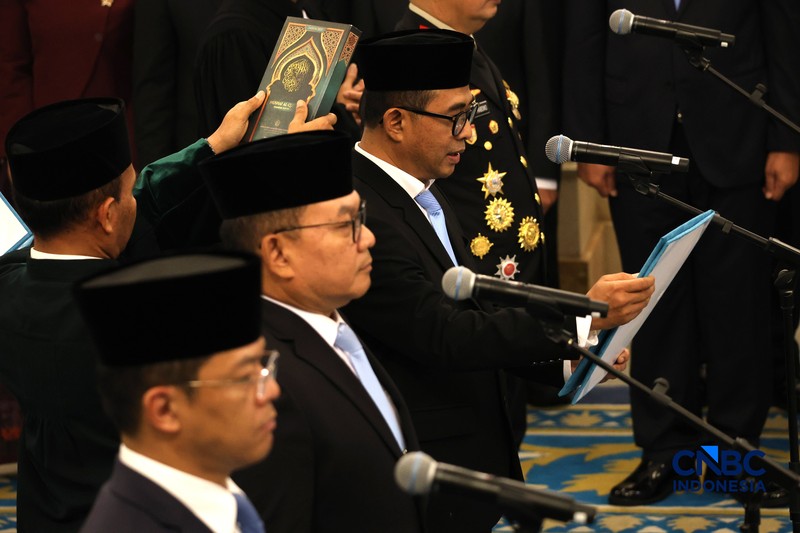 Prosesi Pelantikan Menteri dan Wakil Menteri Kabinet Merah Putih sisa masa jabatan periode tahun 2024-2029 serta anggota Ombusdsman RI di Istana Negara, Jakarta, Kamis (1/10/2026). (CNBC Indonesia/Muhammad Sabki)