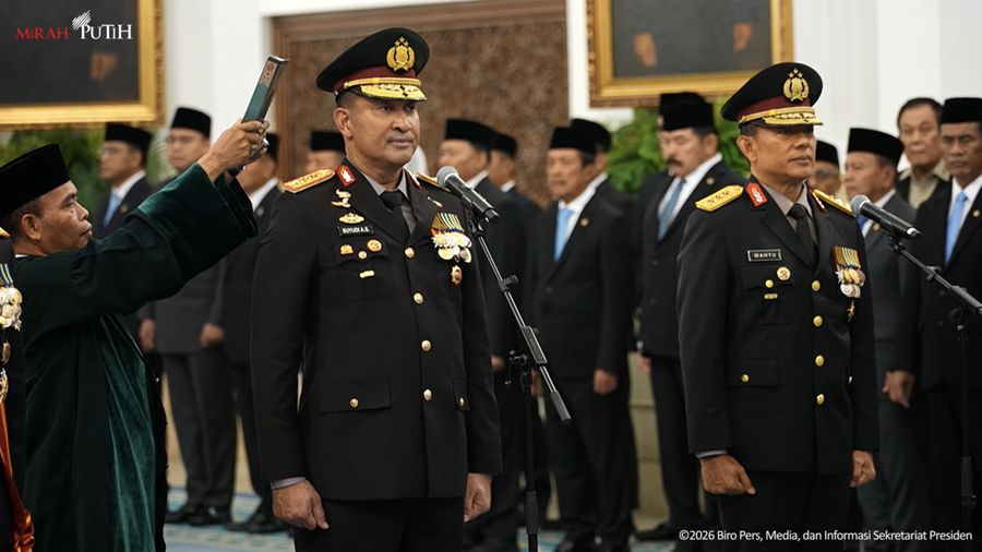 Presiden Prabowo Subianto melantik Kepala dan Wakil Kepala Kepolisian Negara RI RI di Istana Negara, Jakarta, Kamis (1/10/2026). (Tangkapan Layar Youtube/Sekretariat Presiden)
