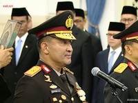 Presiden Prabowo Subianto melantik Kepala dan Wakil Kepala Kepolisian Negara RI RI di Istana Negara, Jakarta, Kamis (1/10/2026). (Tangkapan Layar Youtube/Sekretariat Presiden)
