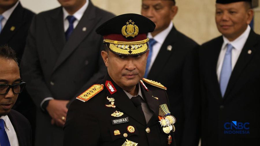 Presiden Prabowo Subianto melantik Kepala dan Wakil Kepala Kepolisian Negara RI RI di Istana Negara, Jakarta, Kamis (1/10/2026).