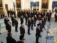 Prosesi Pelantikan Menteri dan Wakil Menteri Kabinet Merah Putih sisa masa jabatan periode tahun 2024-2029 serta anggota Ombusdsman RI di Istana Negara, Jakarta, Kamis (1/10/2026). (CNBC Indonesia/Muhammad Sabki)
