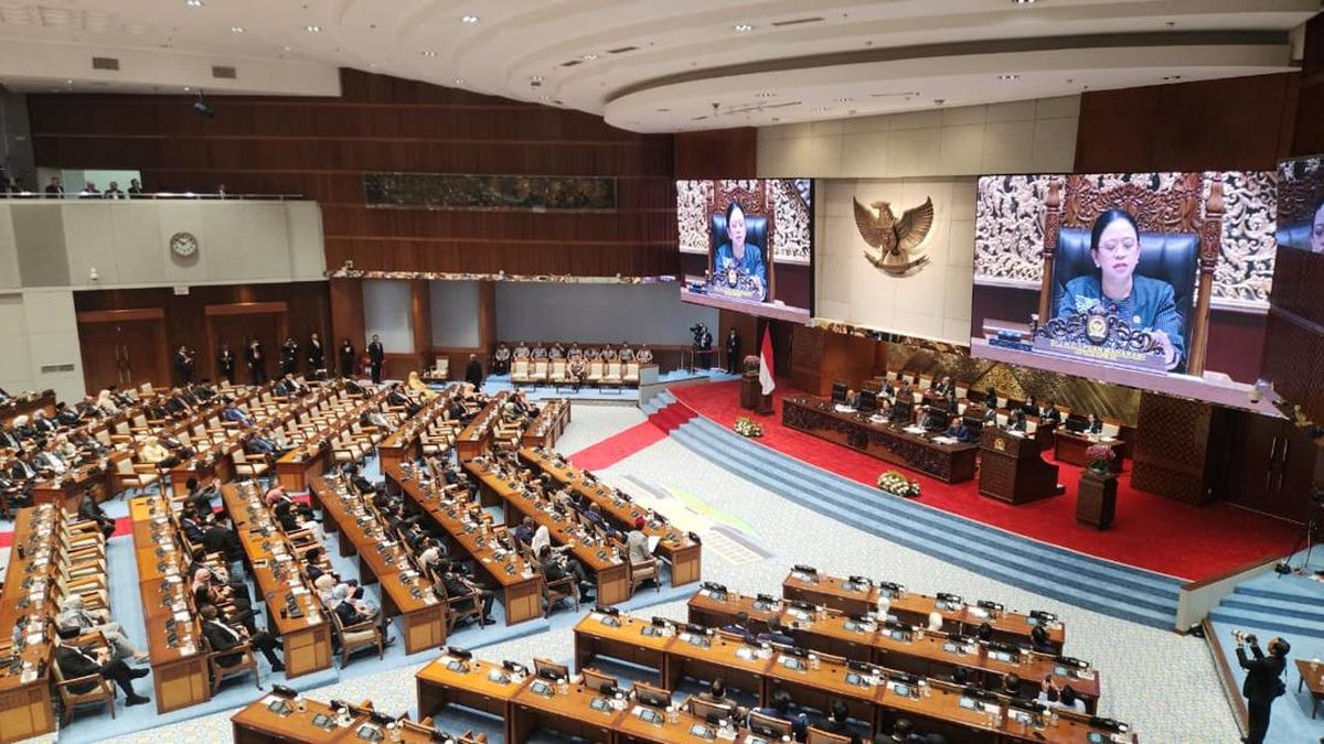 Momen DPR RI Setujui Komjen Suyudi Ario Seto Jadi Kapolri — NadiKabar.com