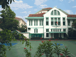 6 Sekolah Tertua dan Bersejarah di Indonesia, Ada di Mana Saja?