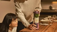 Mau Smoothie Praktis di Mana Saja? Begini Cara Pakai Blender Portable