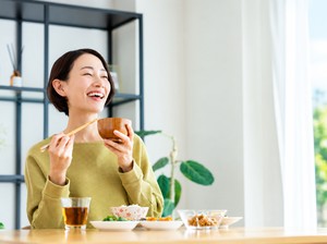 5 Cara Menjaga Kadar Kolesterol bagi Kamu yang Suka Makanan Tinggi Lemak