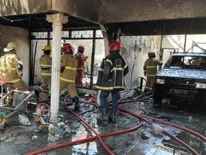 Rumah di Prada Permai Surabaya Ludes Terbakar, 15 Unit Damkar Dikerahkan