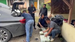 Sabu 50 Kg Disembunyikan dalam Mobil Mewah, 3 Kurir Ditangkap di Bakauheni