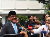 Pratikno (Menteri Koordinator Bidang Pembangunan Manusia dan Kebudayaan 2024-2026, Menteri Sekretaris Negara 2014-2024). (CNBC Indonesia/Emir Yanwardhana)