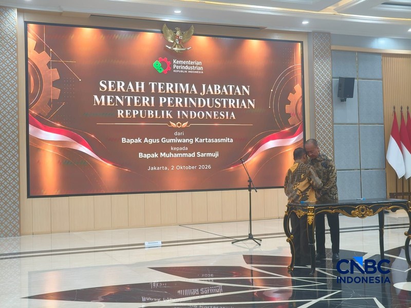 Sertijab Menteri Perindustrian baru Muhammad Sarmuji menggantikan Agus Gumiwang Kartasasmita, Jumat (2/10/2026). (CNBC Indonesia/Damiana Cut E)