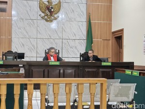 Hakim Tolak Gugatan Praperadilan Wabup Indramayu Syaefudin